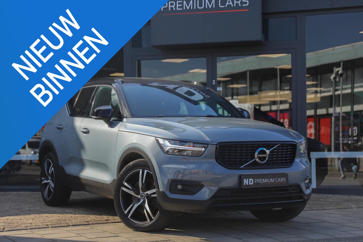 Volvo XC40 - 1.5 T5 Recharge R-Design | Schuif- opendak | Trekhaak elektr. | Stuur & Stoelverwarming - AutoWereld.nl