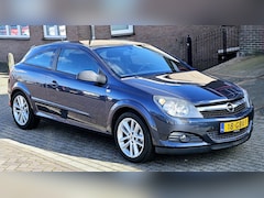 Opel Astra GTC - 1.8 Sport