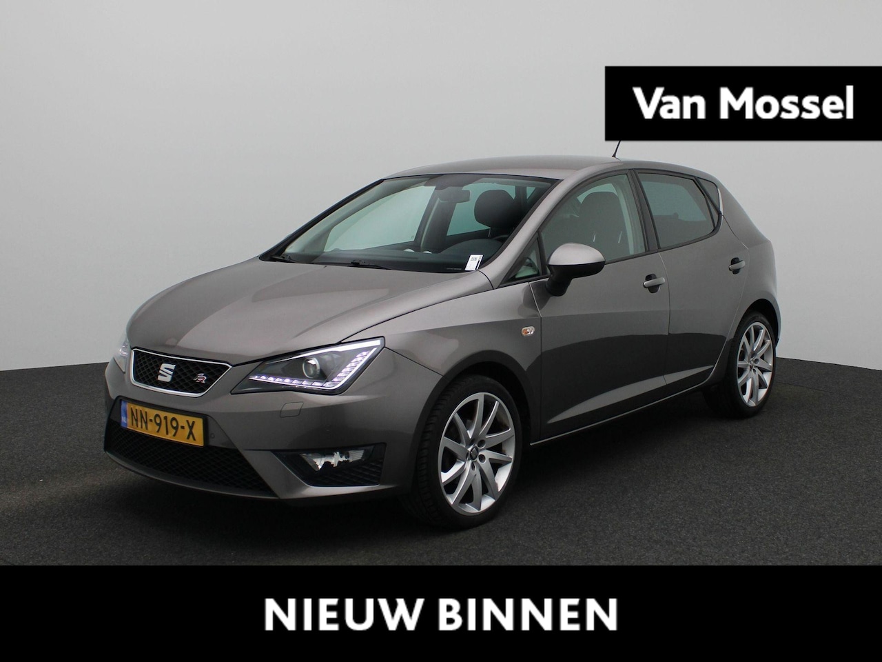 Seat Ibiza - 1.0 EcoTSI FR Connect | Climate Control | Parkeersensoren | Stoelverwarming | Lichtmetalen - AutoWereld.nl