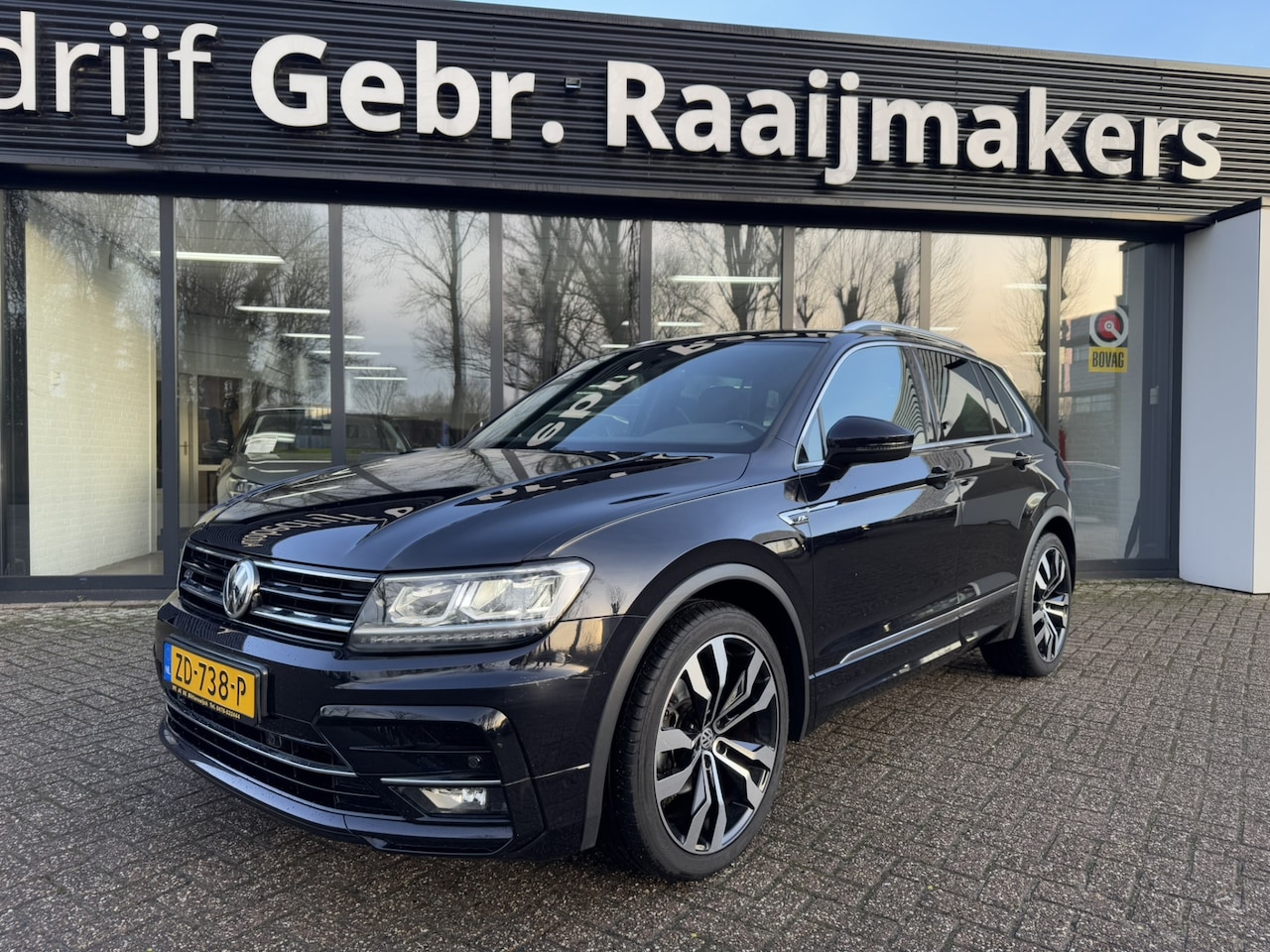 Volkswagen Tiguan - 1.5 TSI ACT Highline Business R EXPORT/EX BPM* - AutoWereld.nl