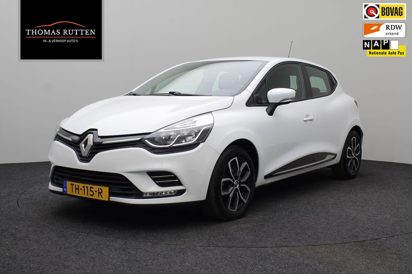 Renault Clio - 0.9 TCe Zen 2018 NAP | Navigatie | Bluetooth | Airco | Cruise control | Lichtmetaal | Elek - AutoWereld.nl