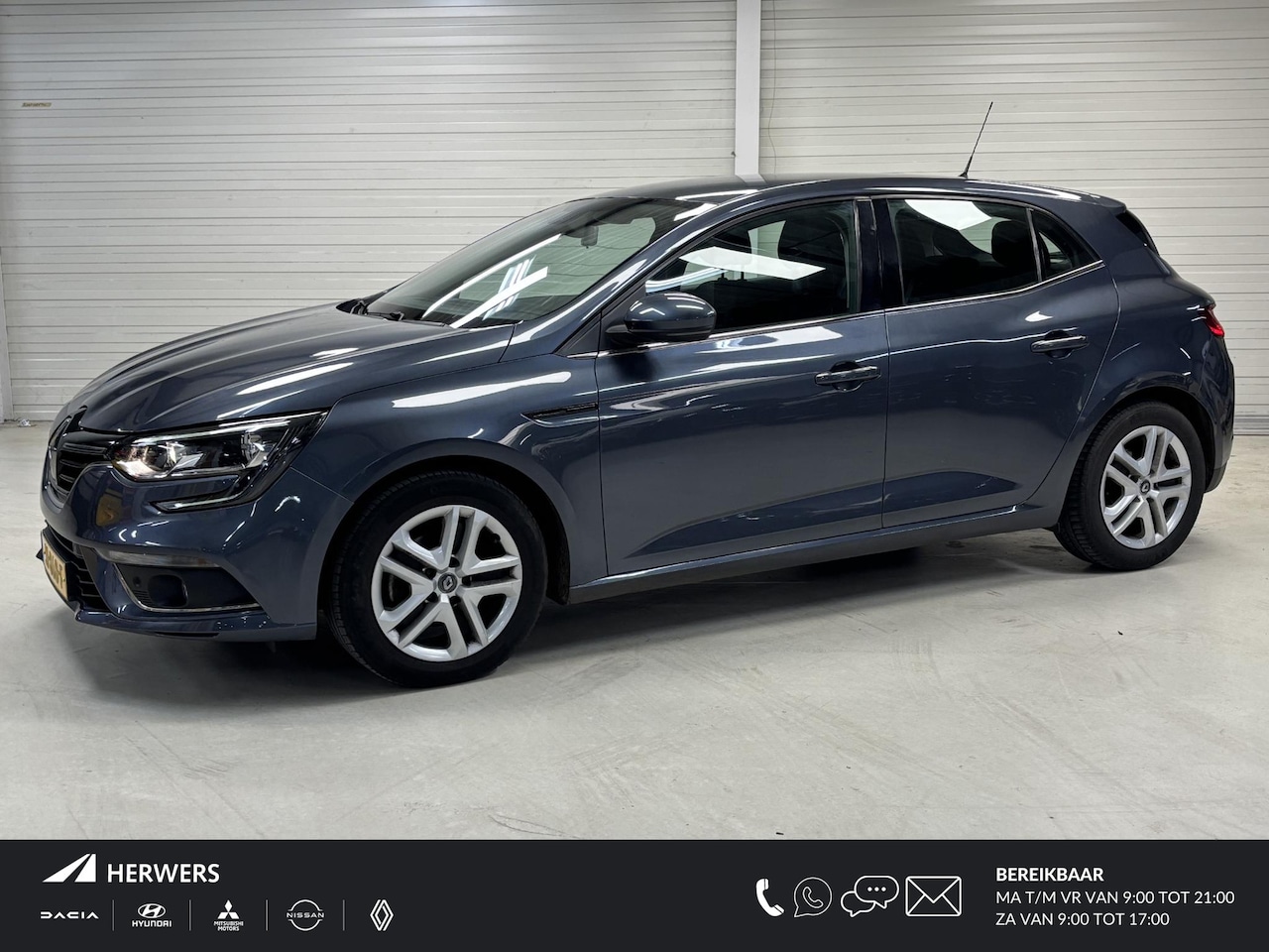 Renault Mégane - 1.2 TCe Zen / Trekhaak / Metaalkleur / Keyless entry / Parkeersensoren voor + achter / Nav - AutoWereld.nl