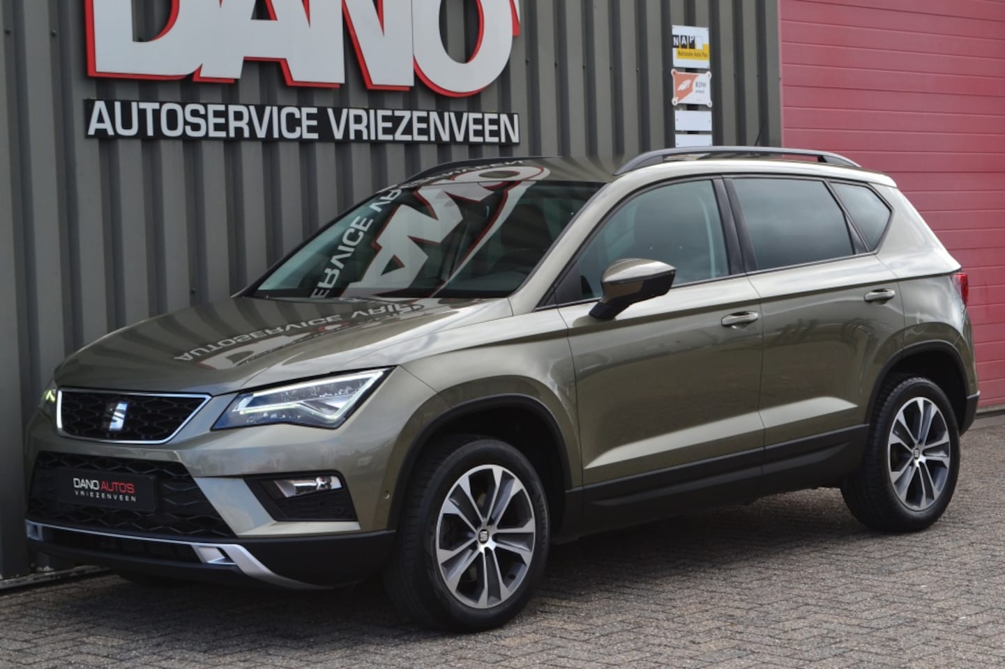 Seat Ateca - 1.0 EcoTSI Style Navi/Camera/LED/Cruise/NAP - AutoWereld.nl