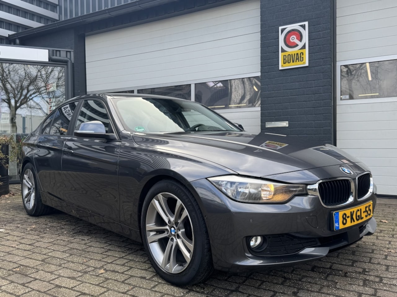 BMW 3-serie - 320d EDE Business adaptive/leer/camera - AutoWereld.nl