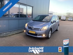 Toyota Verso - 1.8 VVT-i Executive 7-pers. LEDER/PANODAK/CAMERA/CRUISE/PDC/TREKHAAK