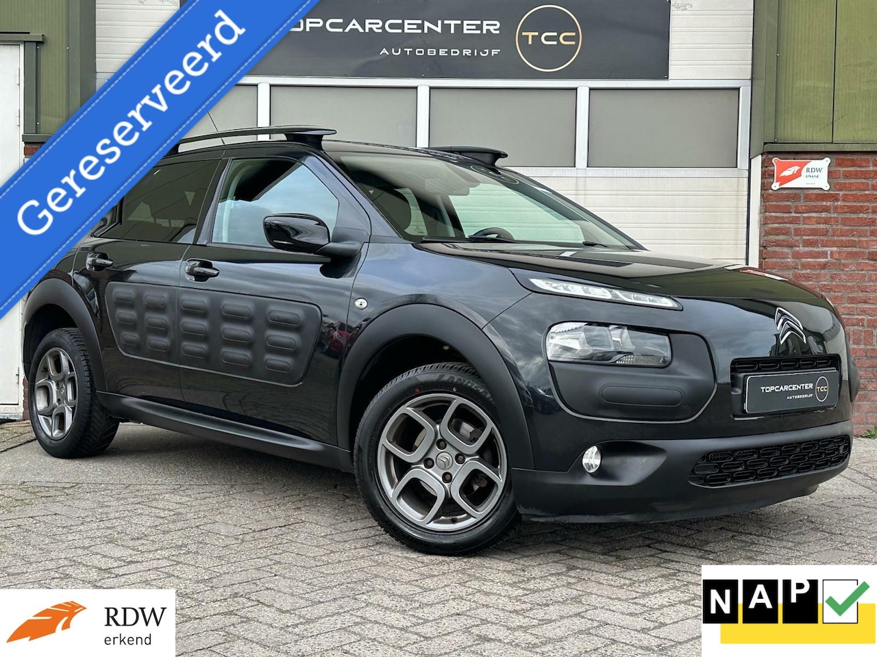 Citroën C4 Cactus - 1.2 PureT. Shine/PARKS/CAMERA/NAVI/APK/NAP - AutoWereld.nl