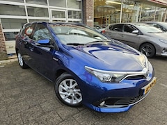 Toyota Auris - 1.8 Hybrid Dynamic