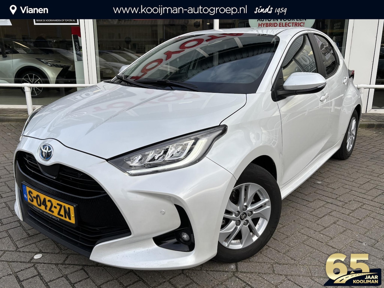 Toyota Yaris - 1.5 Hybrid Active NEDERLANDSE AUTO, SLECHTS 31598KM, APPLE CARPLAY/ANDROID AUTO! - AutoWereld.nl