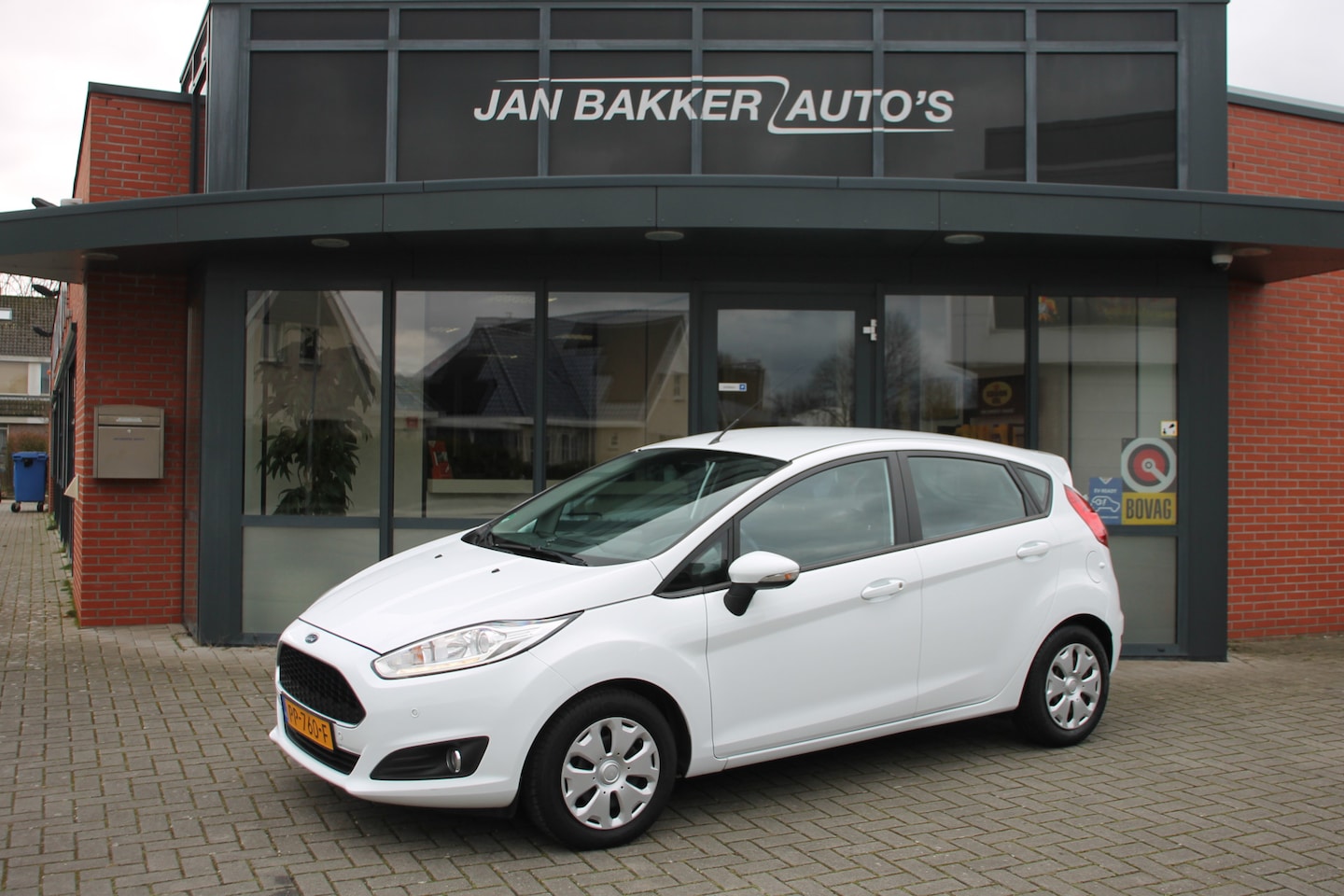 Ford Fiesta - 1.5 TDCi Style Ultimate Lease Edition ✅ BT ✅ Navi ✅ Rijklaar ✅ - AutoWereld.nl