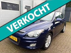 Hyundai i30 - 1.6i Dynamic 2009-Clima-L.m.Velgen-Trekhaak-APK