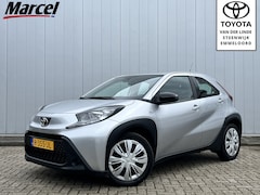 Toyota Aygo X - 1.0 VVT-i MT Play NL Auto Apple Carplay Android Auto Cruise Camera