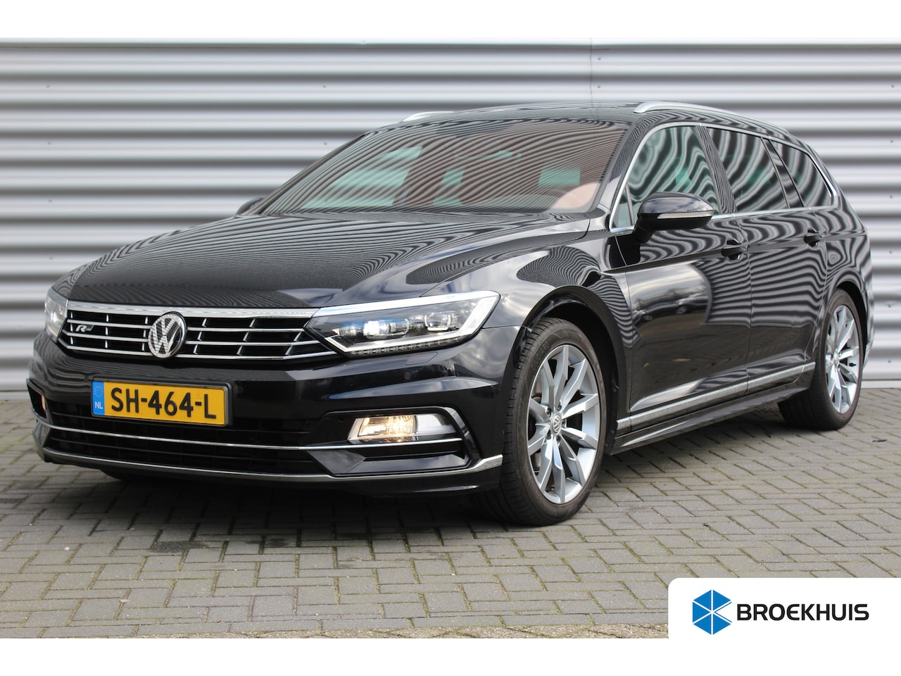 Volkswagen Passat Variant - 1.4 TSI 150PK ACT HIGHLINE BUSINESS R / NAVI / LEDER / CLIMA / LED / PDC / 18" LMV / KEYLE - AutoWereld.nl