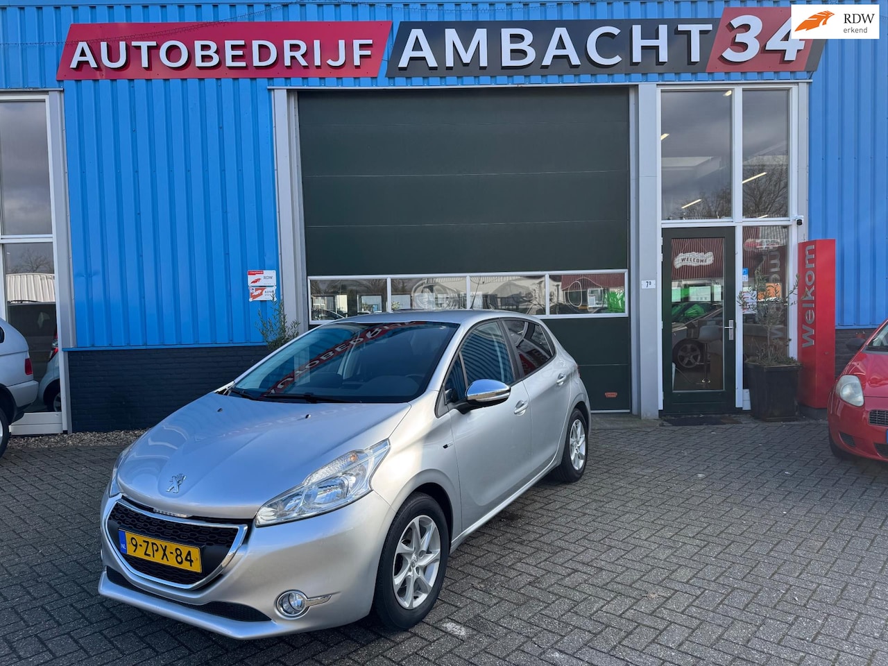 Peugeot 208 - 1.2 PureTech Style | Airco | NAP - AutoWereld.nl