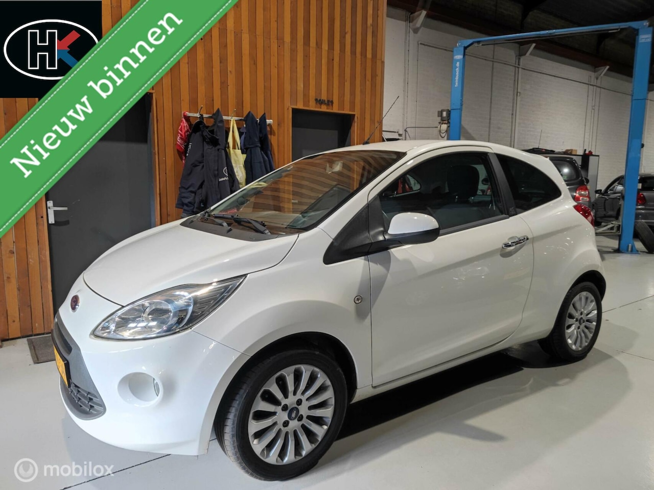 Ford Ka - 1.2 Titanium X start/stop 1.2 Titanium X start/stop - AutoWereld.nl