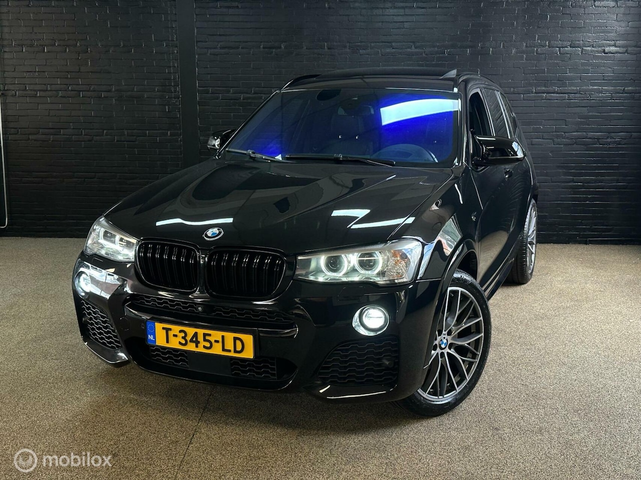 BMW X3 - xDrive35i High Executive M-performance | HUD | Carplay | - AutoWereld.nl