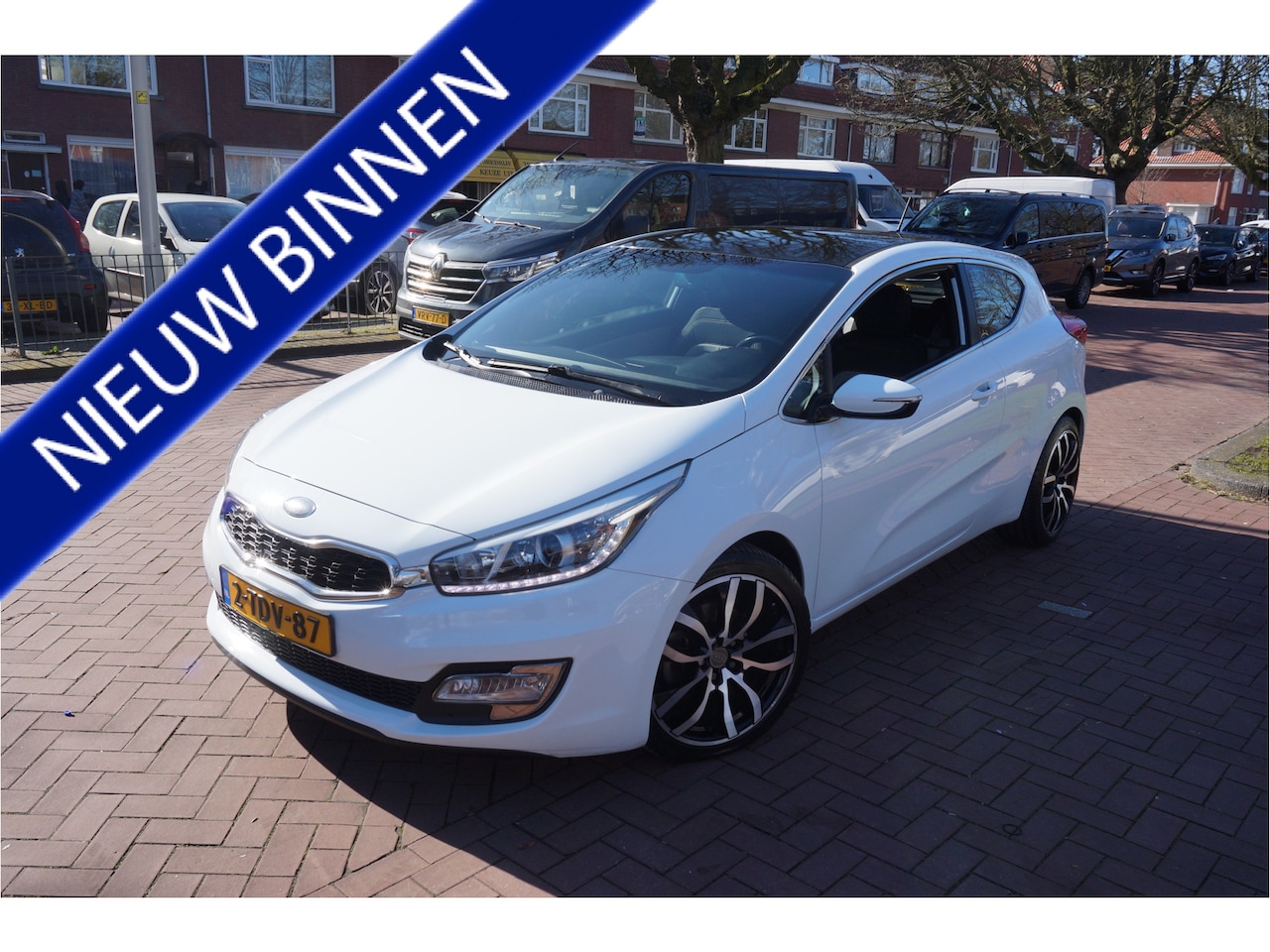 Kia Pro cee'd - 1.6 GDI Business Pack NIEUWSTAAT NL AUTO ORG KM MET NAP..... - AutoWereld.nl