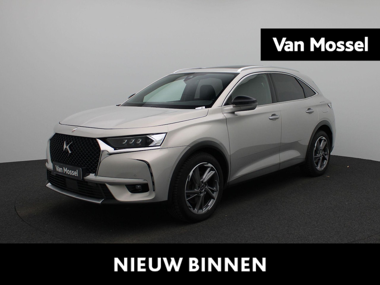 DS 7 Crossback - E-Tense 4x4 Rivoli | Panorama Dak | Rondom zicht Camera | Apple Carplay / Android Auto | E - AutoWereld.nl