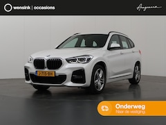 BMW X1 - sDrive18i High Executive Edition | M-Sport | HUD | Sportstoelen | Lederen Interieur | Groo