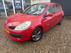 Renault Clio - 1.4-16V Expression