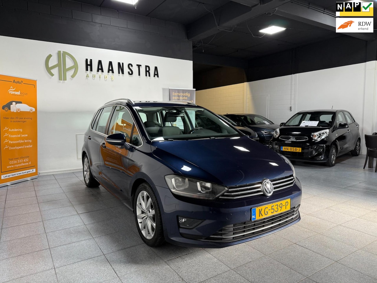 Volkswagen Golf Sportsvan - 1.6 TDI Highline Navigatie NL Auto! NAP - AutoWereld.nl