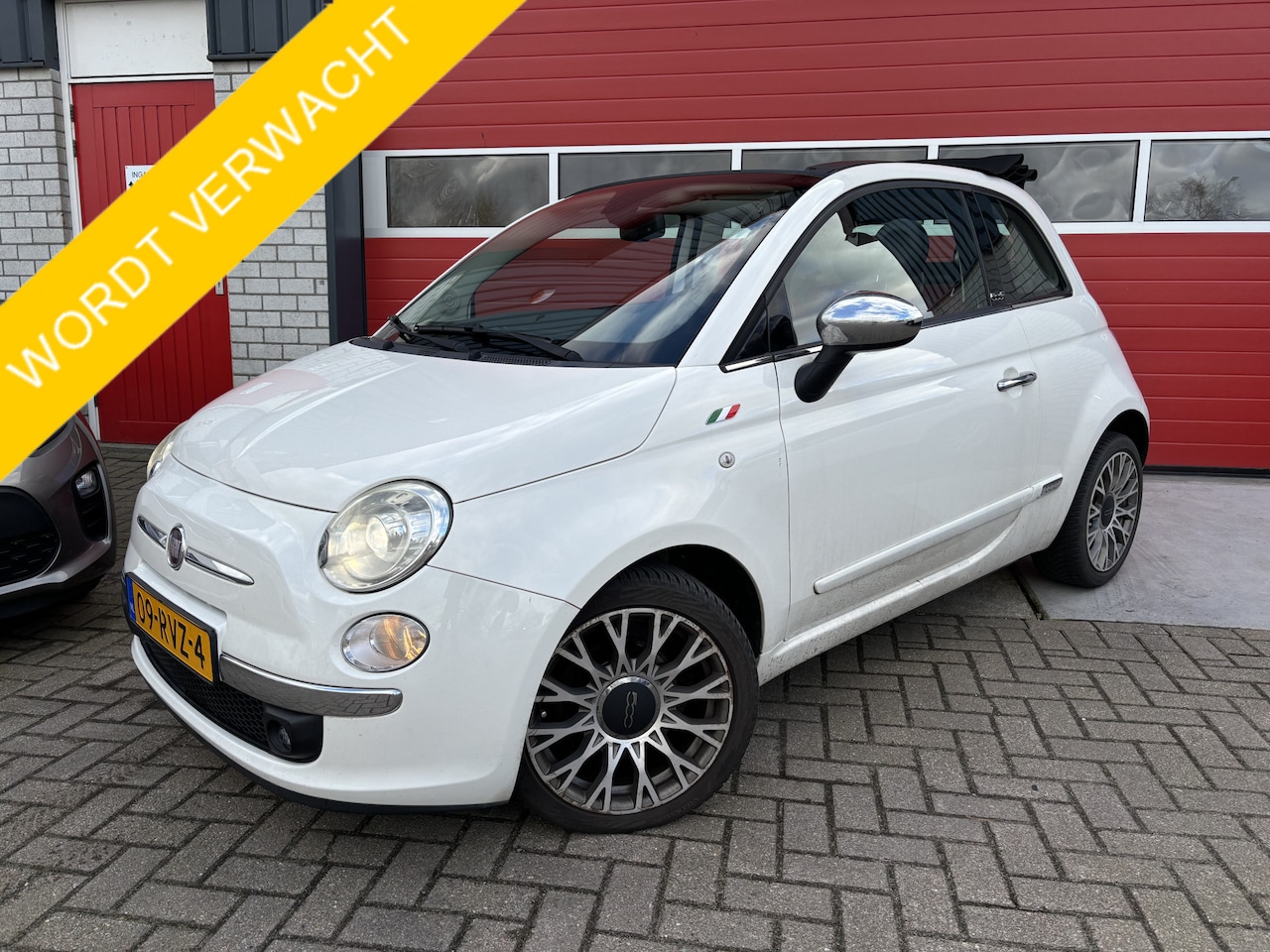 Fiat 500 C - 0.9 TwinAir Turbo Lounge ROOD LEER / XENON /  CLIMA / PDC / BLUETOOTH / ELEK RAMEN / NL-AU - AutoWereld.nl