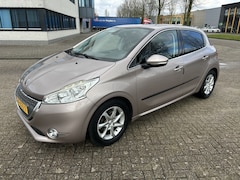 Peugeot 208 - 1.6 VTi Allure 120PK 1e EIG. DEALER CRUISE NAP