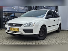 Ford Focus Wagon - 1.6-16V Champion >>NIEUWE APK<< + CRUISE + AIRCO + DUBBELE WIELEN