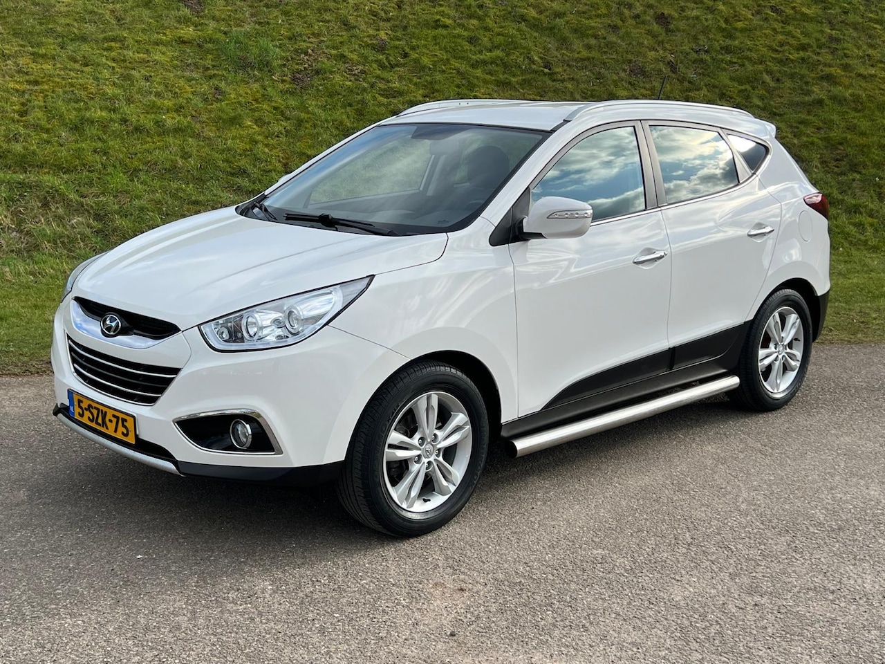 Hyundai ix35 - 1.6i GDI i-Magine Handgeschakeld - Airco - Stoelverwarming  - Camera achter - 17''Lichtmet - AutoWereld.nl