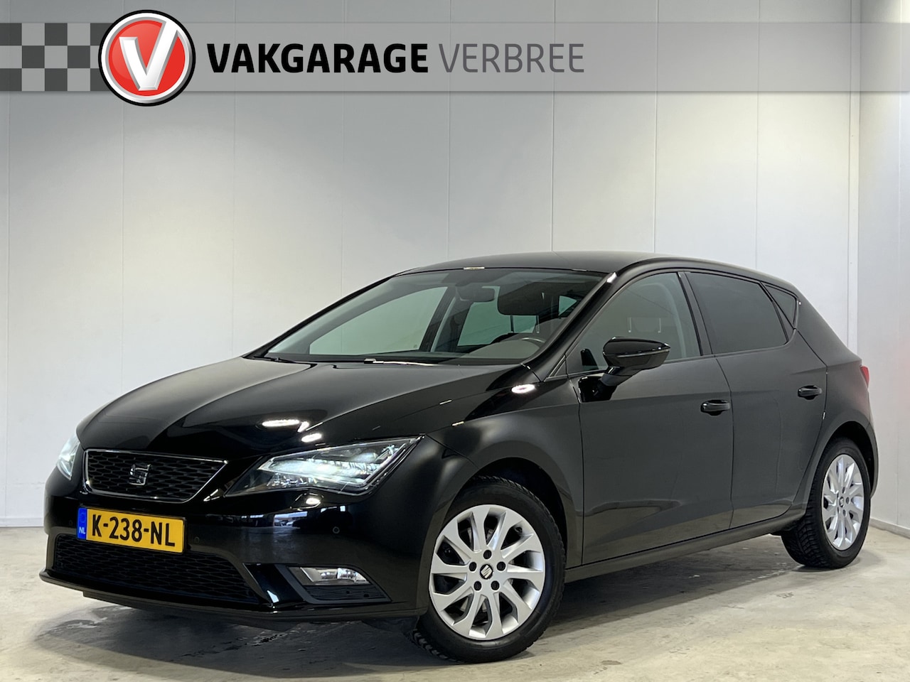 Seat Leon - Stylance LE 1.4 TSI X-PERIENCE Connect | Navigatie | LM Velgen 16" | Voorstoelen Verwarmd - AutoWereld.nl