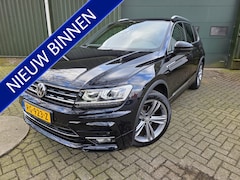 Volkswagen Tiguan - 1.4 TSI Comfortline Business R