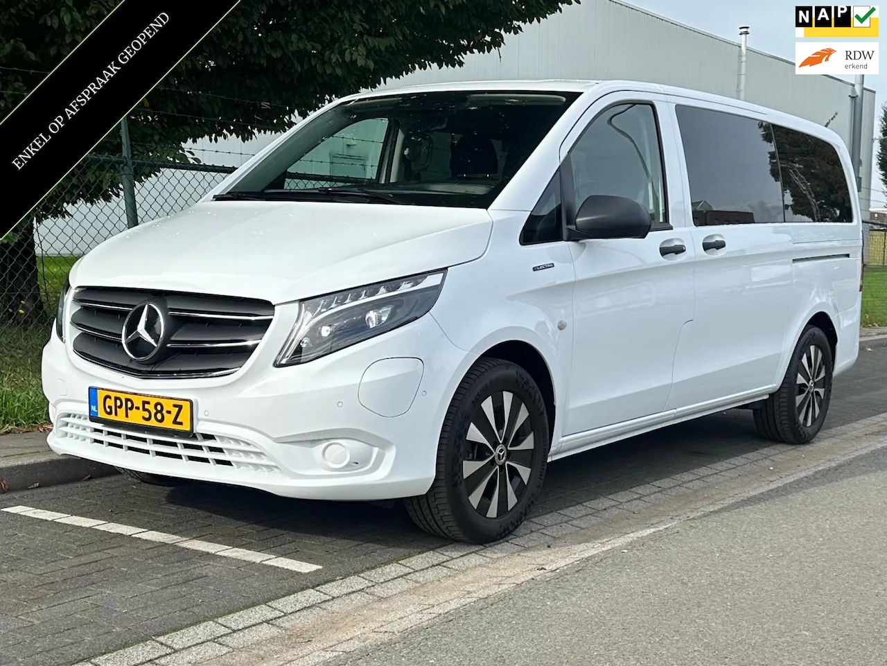 Mercedes-Benz eVito Tourer - 126 Pro Lang 60 KWH - AutoWereld.nl