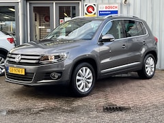 Volkswagen Tiguan - 1.4 TSI Sport&Style | NAVIGATIE | TREKHAAK | NETTE AUTO |