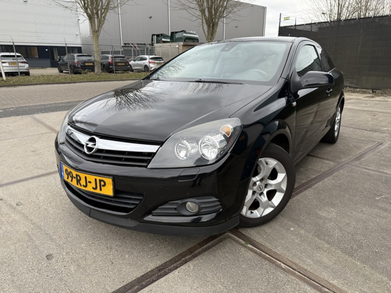 Opel Astra GTC - 1.4 Sport 1.4 Sport - AutoWereld.nl