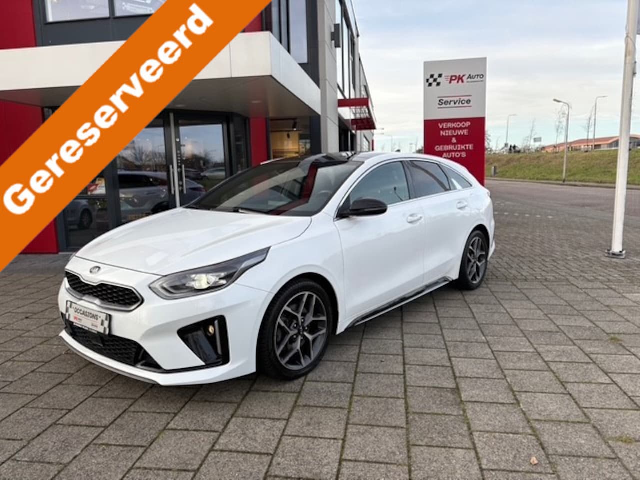 Kia Pro cee'd - 1.5 T-GDi MHEV GT-Line Edition | Navi | Leer | Pano | 63.880 km Dealeronderhouden - AutoWereld.nl