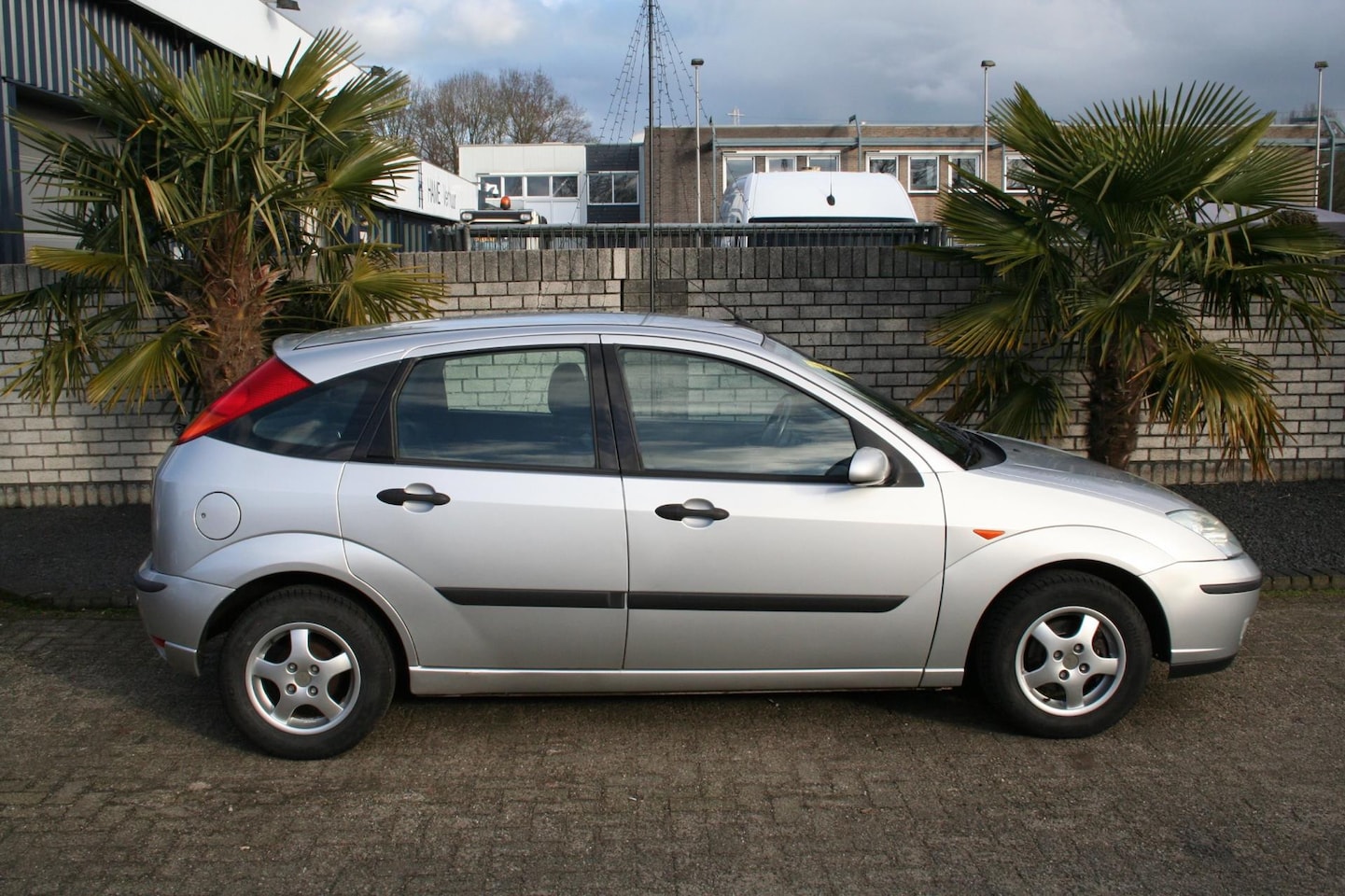 Ford Focus - 1.6-16V Futura 1.6-16V Futura, airco - AutoWereld.nl