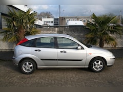 Ford Focus - 1.6-16V Futura, airco AUTOMAAT