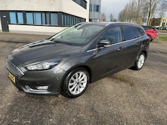 Ford Focus Wagon - 1.0 Titanium 125PK NAVI CRUISE STOELVW STUURVW