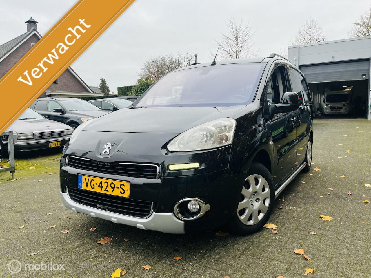 Peugeot Partner - bestel 120 1.6 e-HDI L1 Navteq 2Tronic LED / 2x schuifdeur - AutoWereld.nl