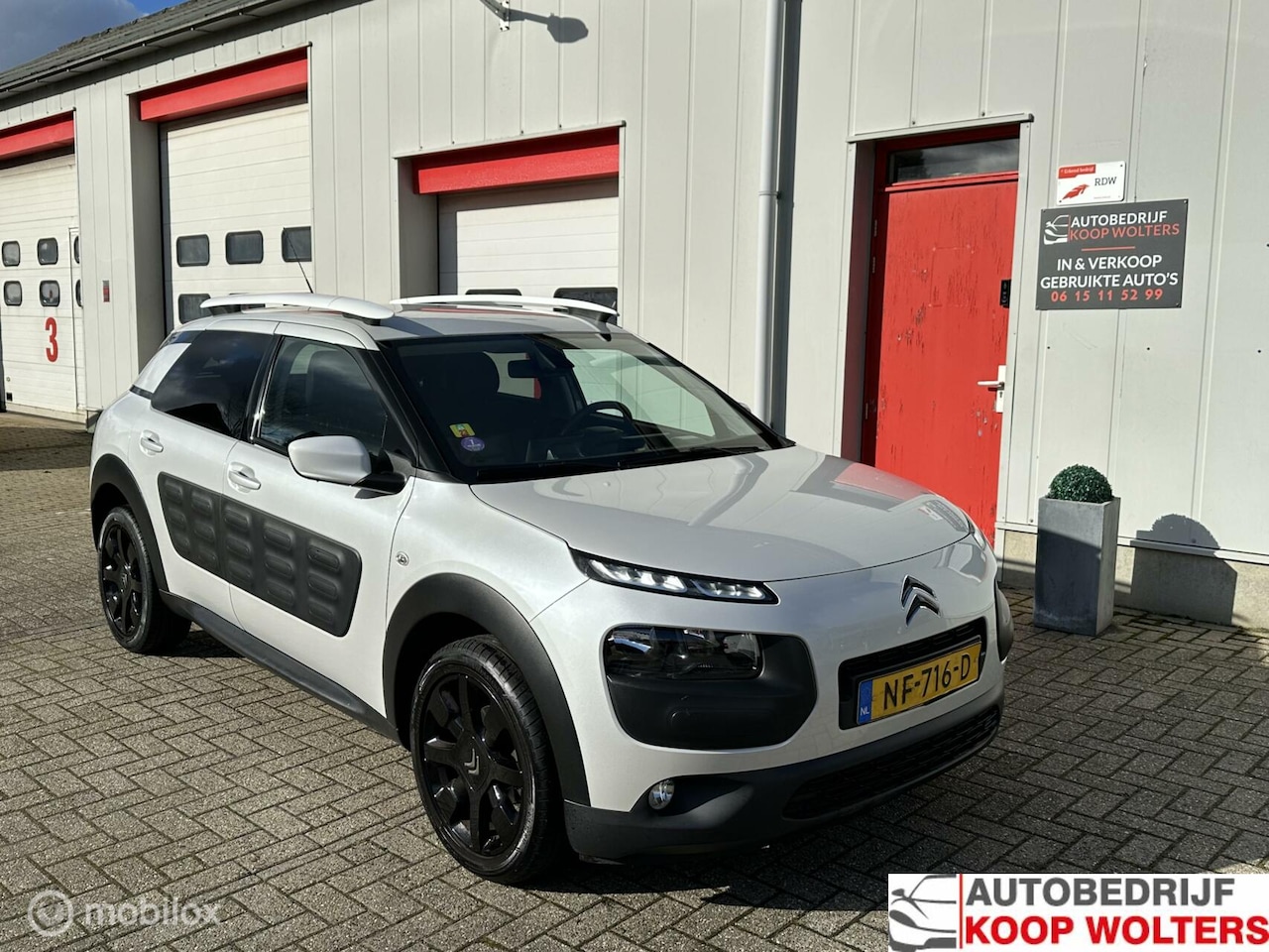 Citroën C4 Cactus - 1.2 Camera Led Trekhaak Rijklaar! - AutoWereld.nl