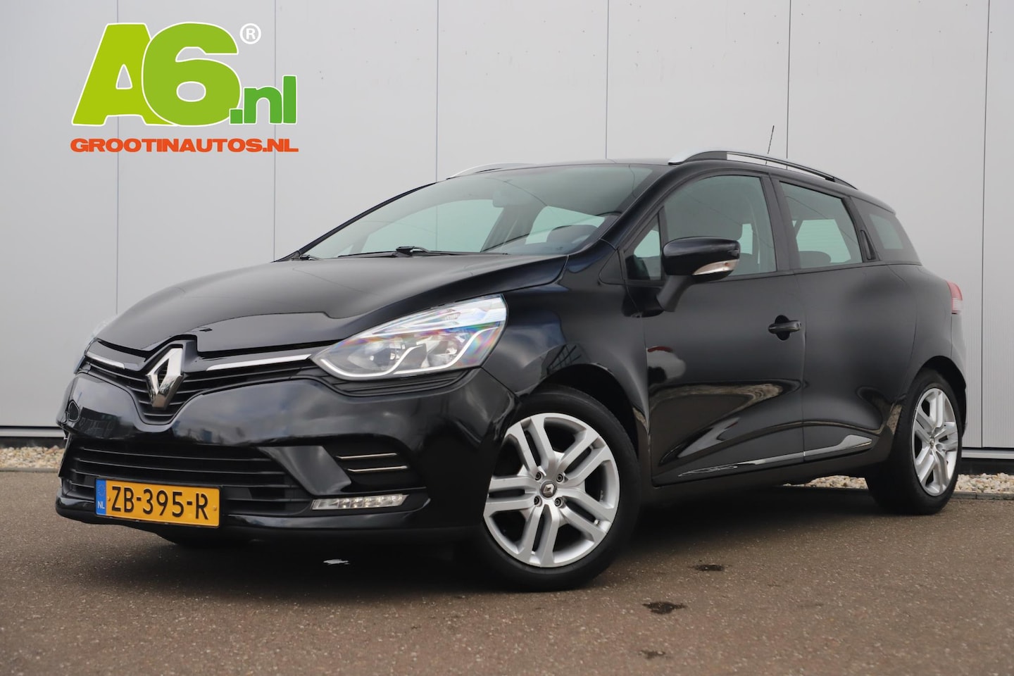 Renault Clio Estate - 0.9 TCe Zen Navigatie Carplay Android Airco Cruise Parkeersensor - AutoWereld.nl