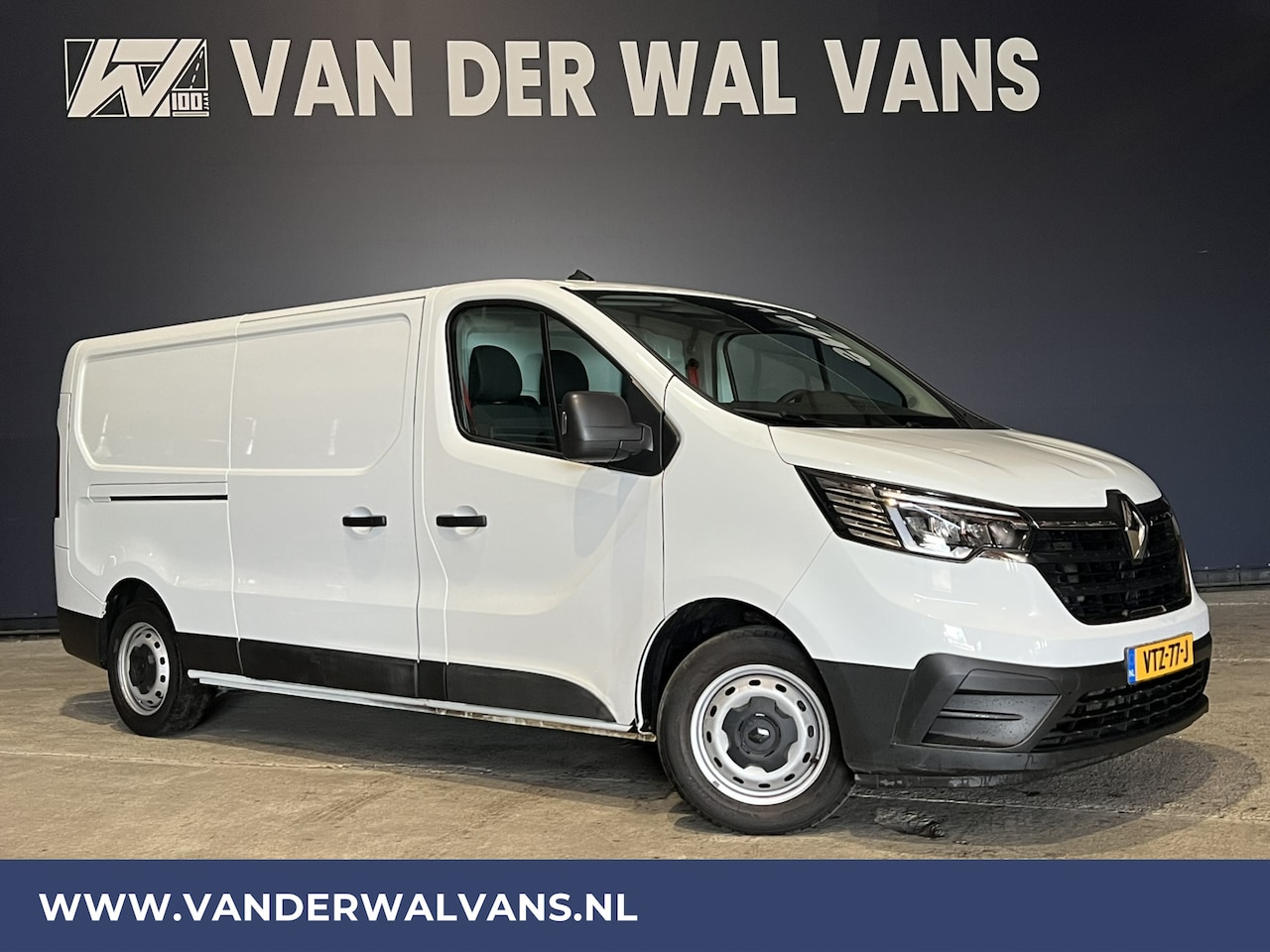 Renault Trafic - 2.0 dCi 131pk L2H1 Euro6 Airco | LED | Cruisecontrol | 2500kg Trekhaak Bijrijdersbank - AutoWereld.nl