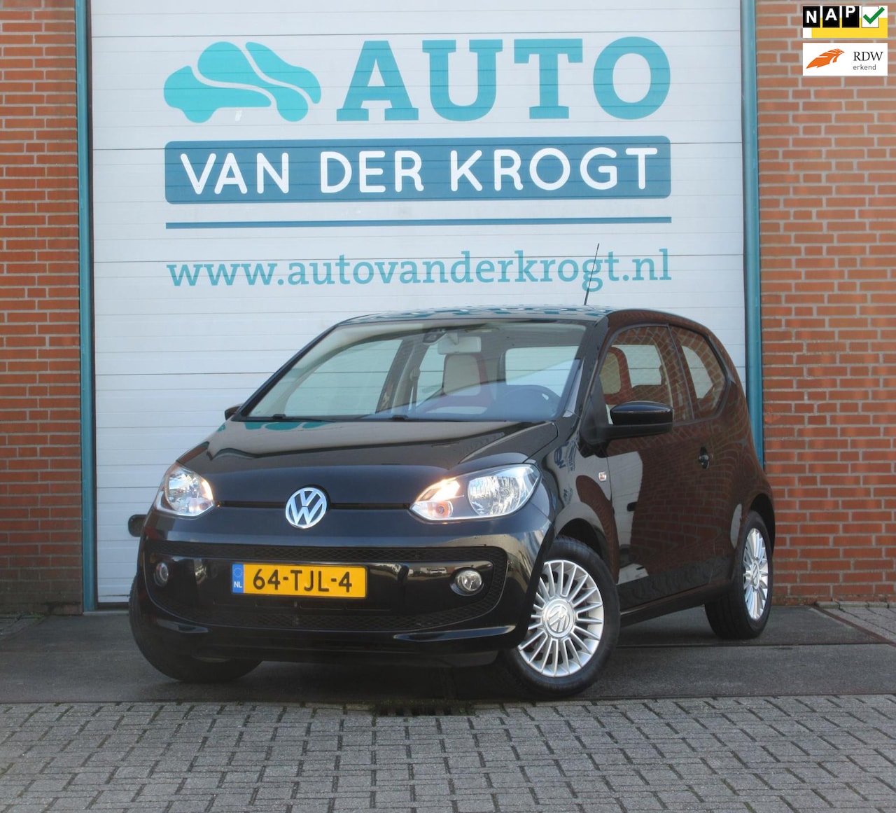 Volkswagen Up! - 1.0 high up! Airco, LM, metallic, APK 2-26 - AutoWereld.nl