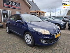 Renault Mégane - 1.5 dCi Expression StartStop. D-riem vervangen. Navigatie, cruise, elek ramen, etc. Prijs