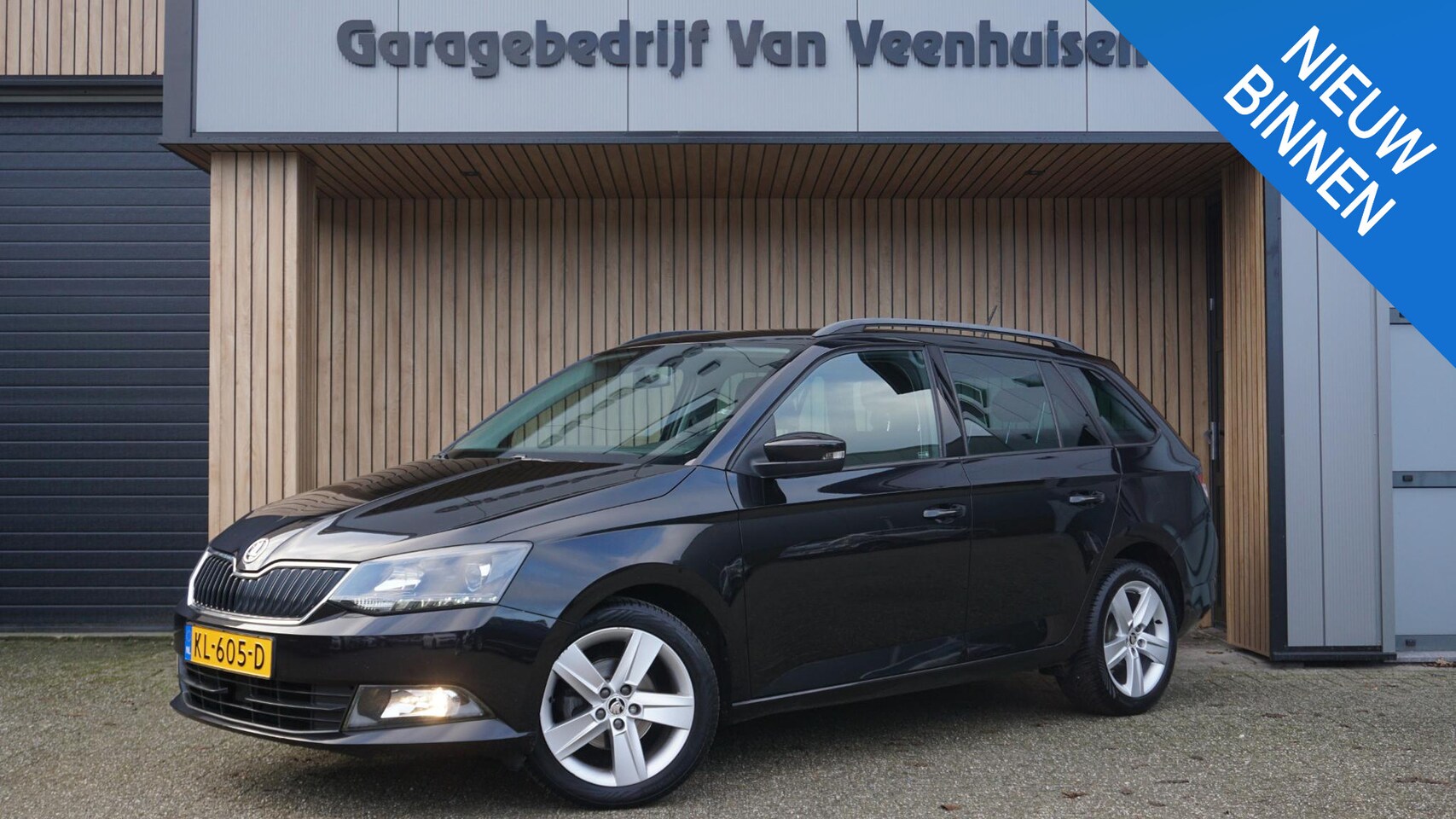 Skoda Fabia Combi - 1.2 TSI 90pk Ambition Business Airco Cruise Control 15inch LM Elek.pakket Bluetooth *NL au - AutoWereld.nl