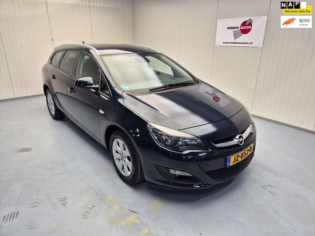 Opel Astra Sports Tourer - 1.4 Turbo Sport + Navi Camera Ecc Cruise Control Alu Trekhaak - AutoWereld.nl