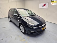 Opel Astra Sports Tourer - 1.4 Turbo Sport + Navi Camera Ecc Cruise Control Alu Trekhaak