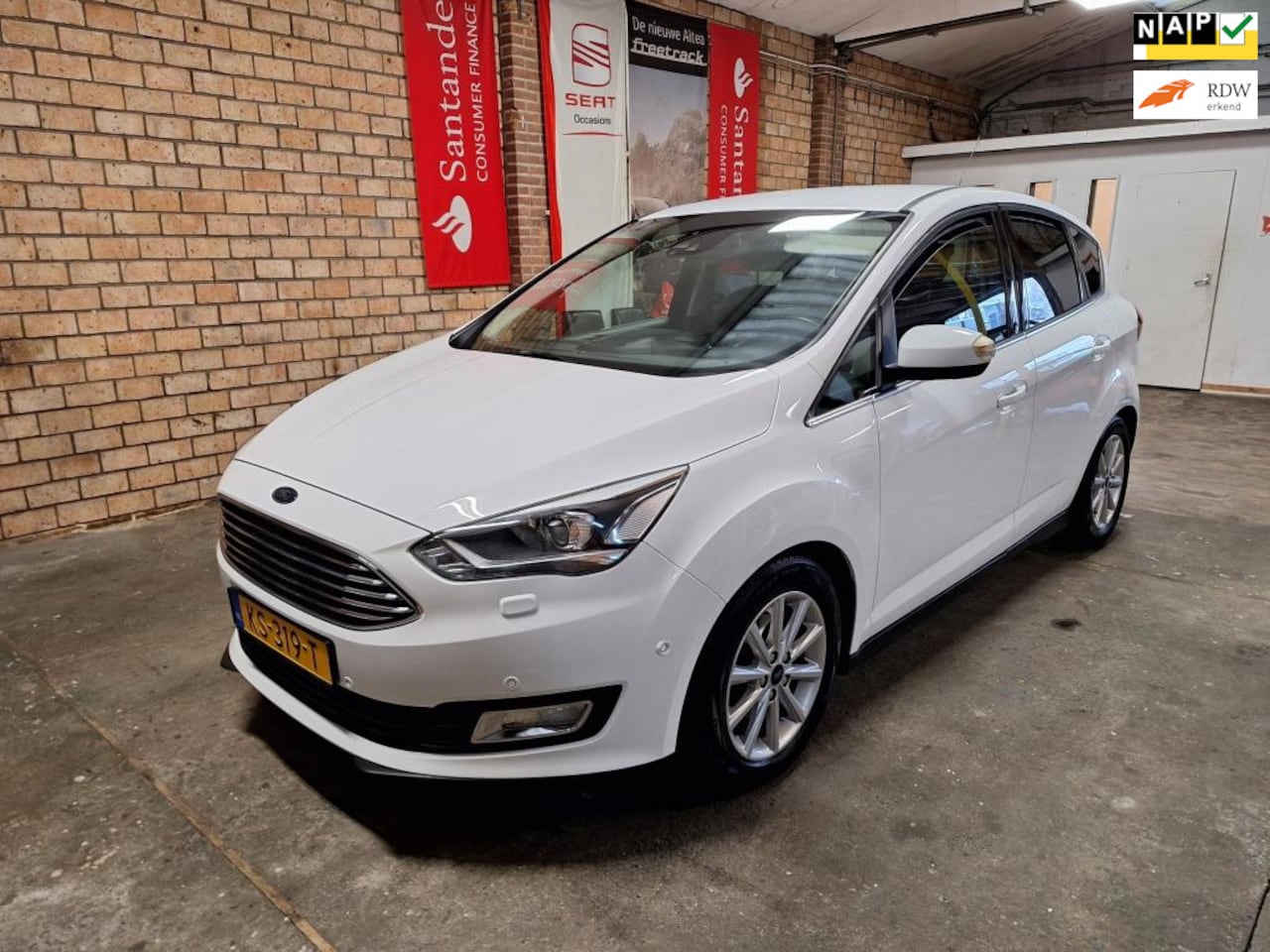 Ford C-Max - 1.0 | Titanium| Navi | Dealer onderhouden | NAP! - AutoWereld.nl