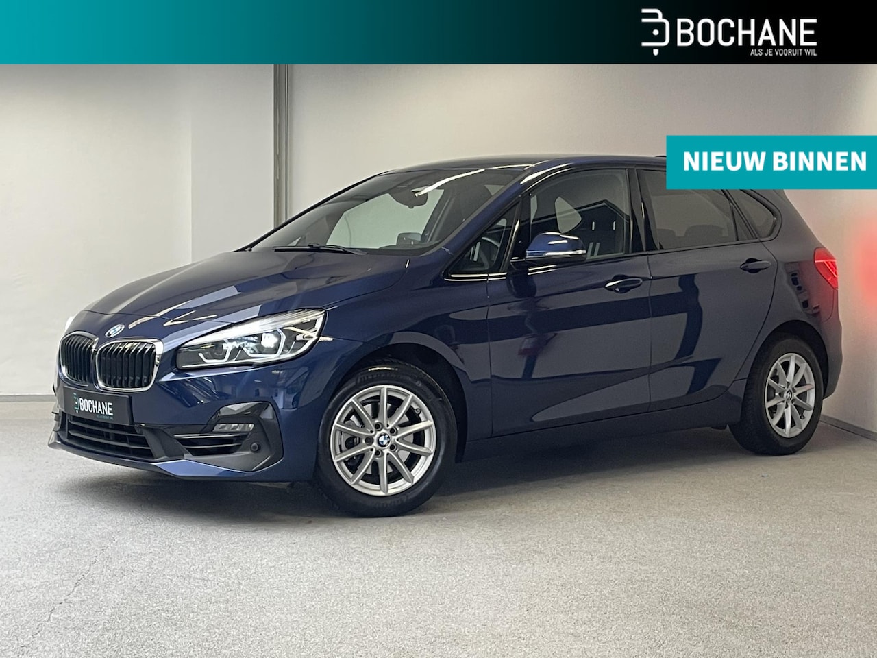 BMW 2-serie Active Tourer - 218i Corporate Lease Executive | HEAD-UP | CAMERA | 2e-EIG | - AutoWereld.nl