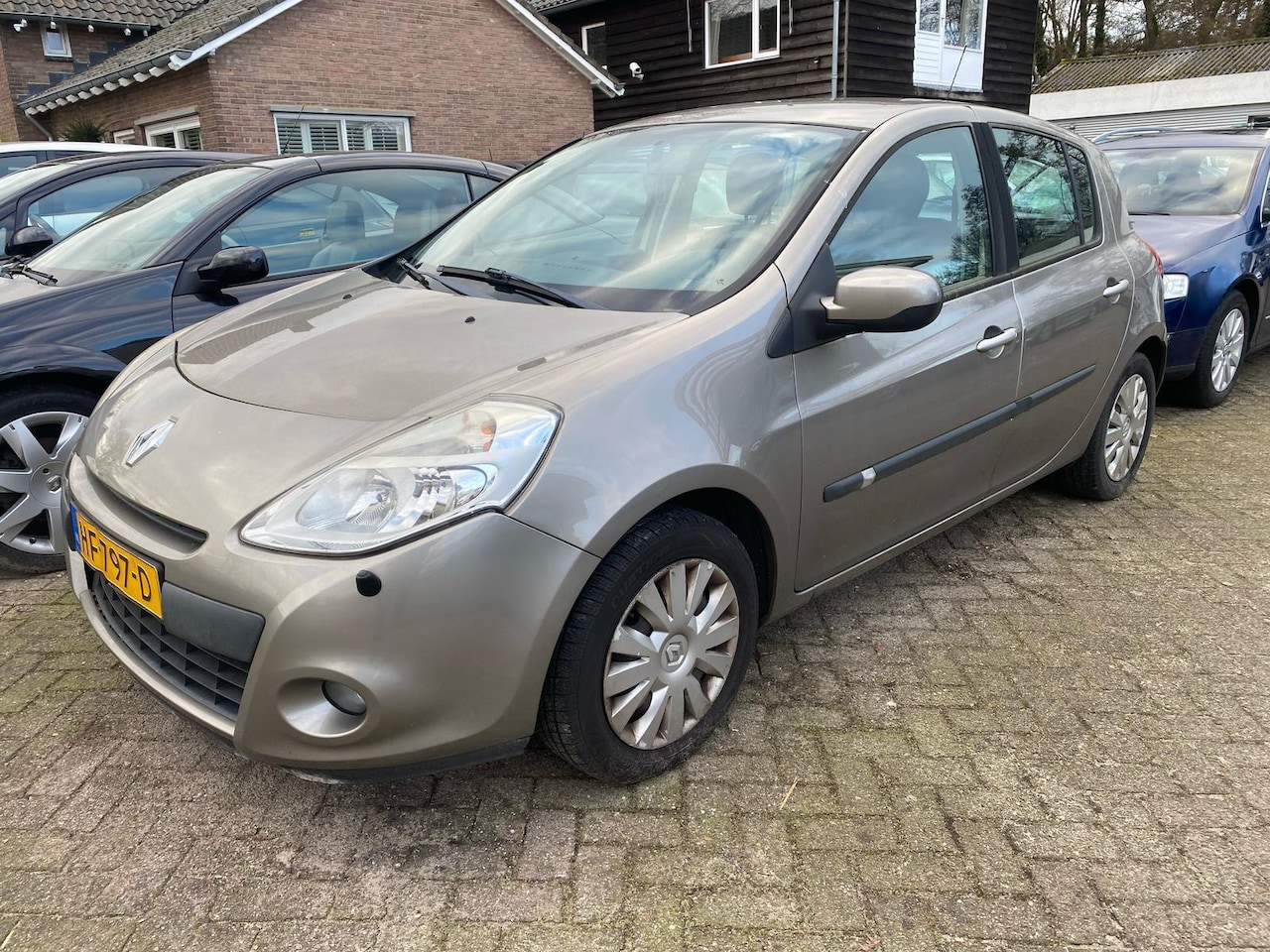 Renault Clio - 1.2-16V Special Line 1.2-16V Special Line - AutoWereld.nl