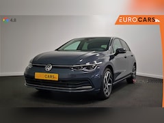 Volkswagen Golf - 1.5 eTSI 150pk DSG Style | Navigatie | Climate Control | Camera | Parkeer sensoren | 18" L